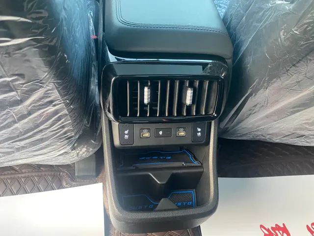 Hyundai Custo — Фото автомобиля 10