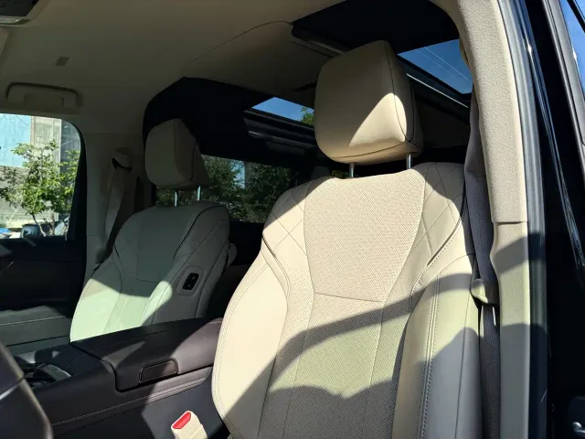 Toyota Vellfire — Фото автомобиля 11