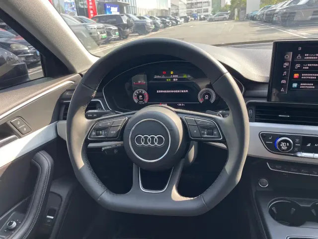 Audi A4L — Фото автомобиля 9