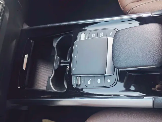 Mercedes-Benz B-Class — Фото автомобиля 14