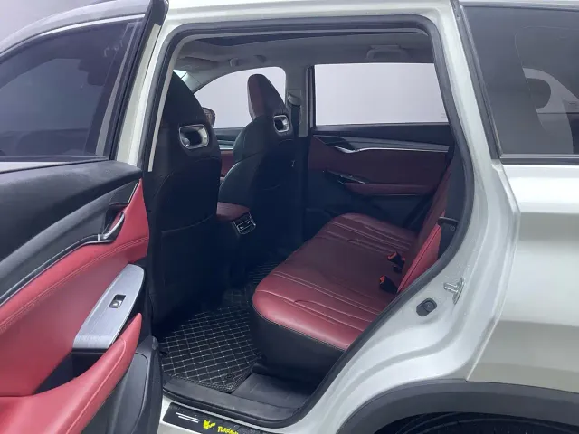 Changan CS75 Plus — Фото автомобиля 14
