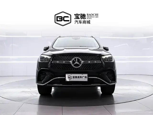 Mercedes-Benz GLE-Class — Фото автомобиля 2