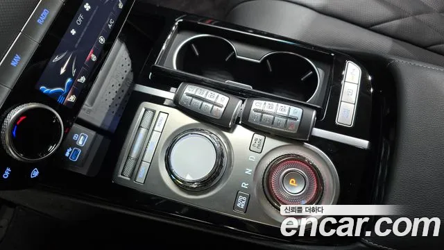 Genesis G80 Бензин 2.5 турбо AWD — Фото автомобиля 9