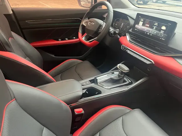 Geely Emgrand S — Фото автомобиля 9