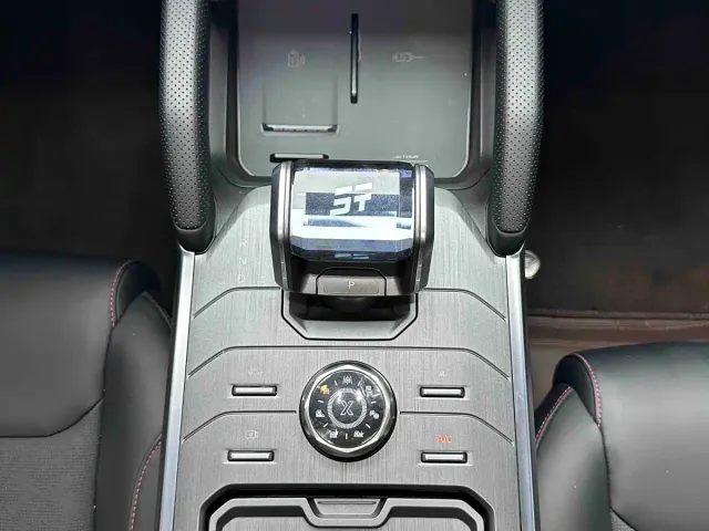 Jetour T2 — Фото автомобиля 12