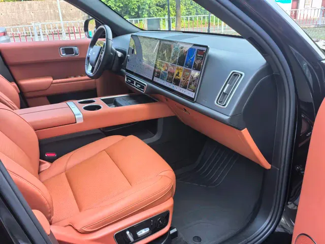 Li Auto L7 — Фото автомобиля 6