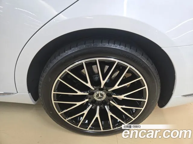 Mercedes-Benz S-Class — Фото автомобиля 7