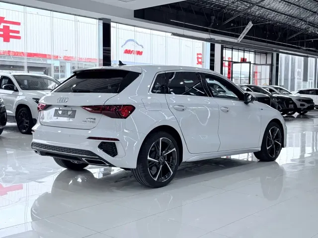 Audi A3 — Фото автомобиля 14
