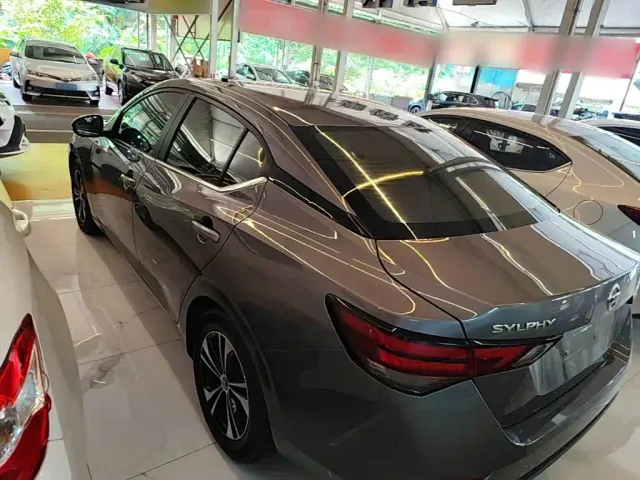 Nissan Sylphy — Фото автомобиля 4