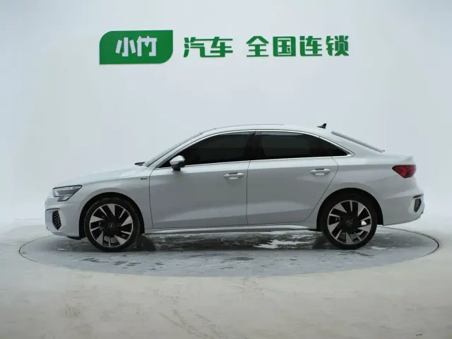 Audi A3 — Фото автомобиля 5