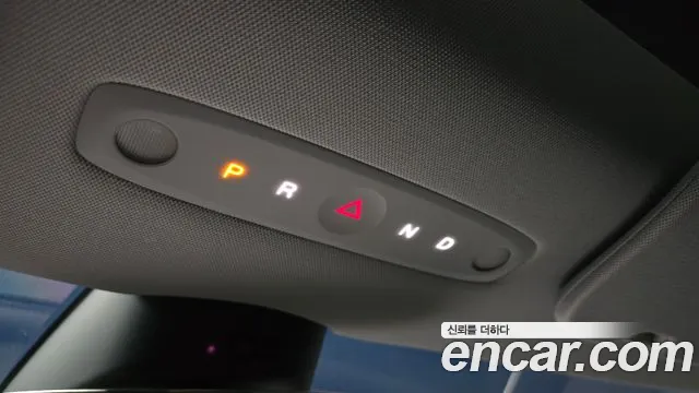 Tesla Model 3 — Фото автомобиля 9
