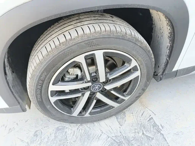 BYD Song L DM-i — Фото автомобиля 22