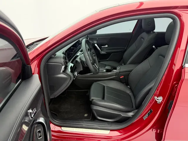 Mercedes-Benz A-Class — Фото автомобиля 17