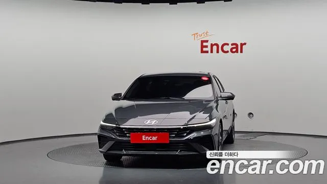 Hyundai Avante CN7 — Фото автомобиля 3