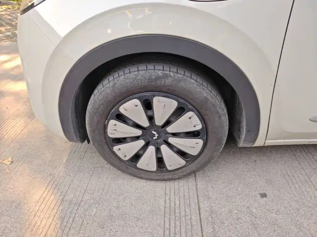 Wuling Bingo — Фото автомобиля 22