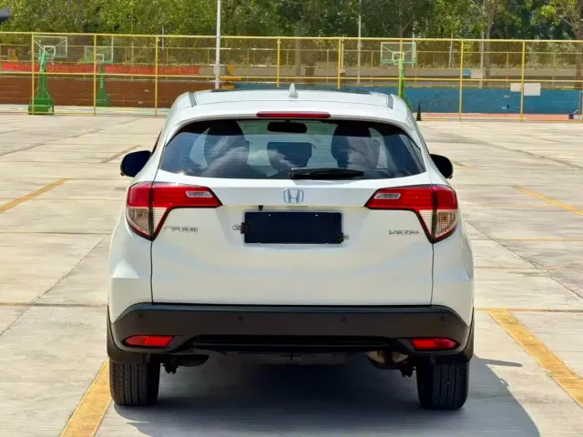 Honda Vezel — Фото автомобиля 4