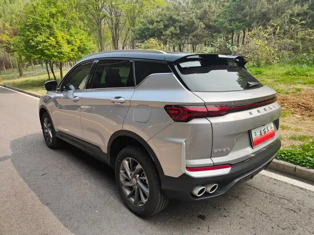 Geely Binyue — Фото автомобиля 6