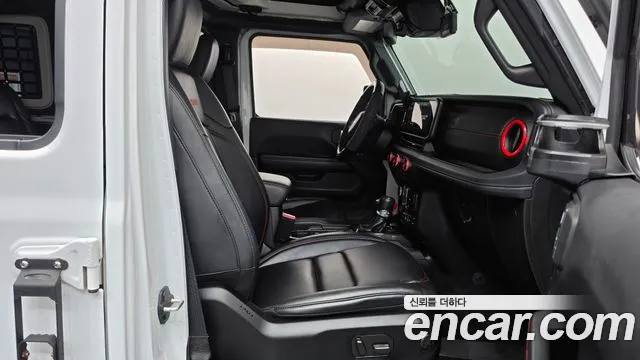 Jeep Wrangler JL — Фото автомобиля 26