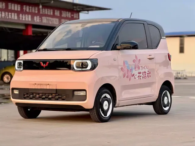Фотография автомобиля — Wuling Hongguang Mini EV