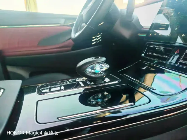 GAC Trumpchi M8 — Фото автомобиля 10