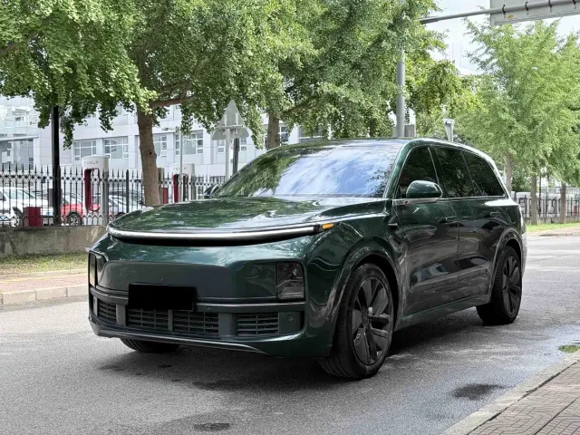 Фотография автомобиля — Li Auto L9