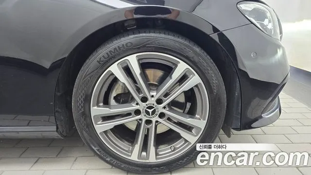 Mercedes-Benz E-Class W213 — Фото автомобиля 6