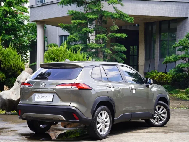 Toyota Corolla Cross — Фото автомобиля 9