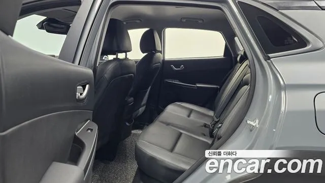 Hyundai Kona Новый Kona Бензин 2.0 2WD — Фото автомобиля 12