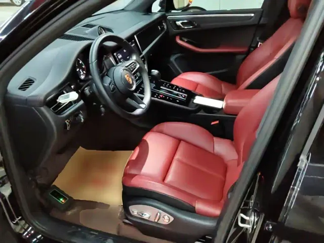 Porsche Macan — Фото автомобиля 14