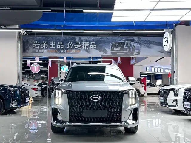 GAC Trumpchi GS8 — Фото автомобиля 4