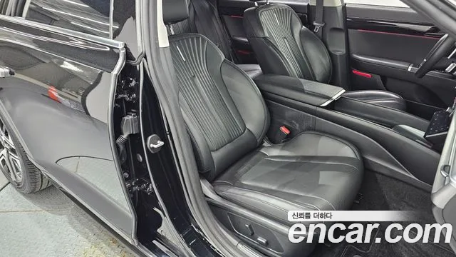 Hyundai Grandeur GN7 — Фото автомобиля 17