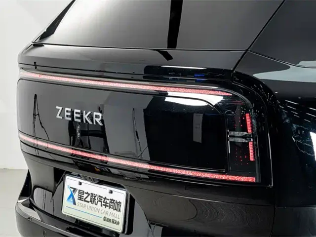 Zeekr 9X — Фото автомобиля 8