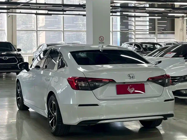 Honda Civic — Фото автомобиля 7