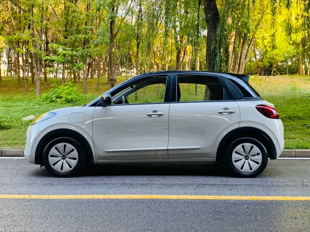 Wuling Bingo — Фото автомобиля 4