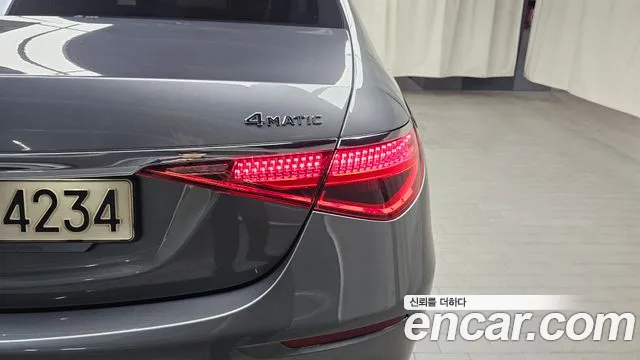 Mercedes-Benz S-Class — Фото автомобиля 20