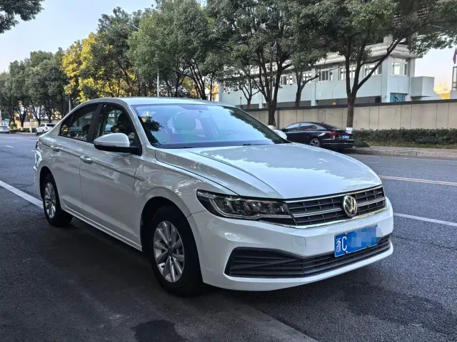 Volkswagen Bora — Фото автомобиля 3