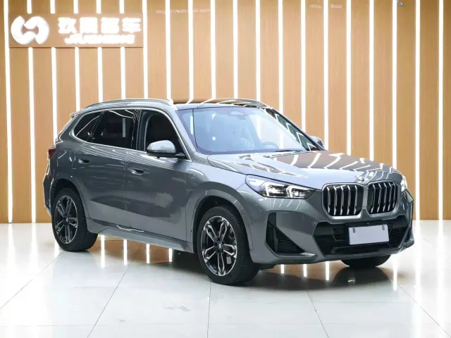 BMW X1 — Фото автомобиля 3
