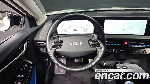 Kia EV6 — Фото автомобиля 9