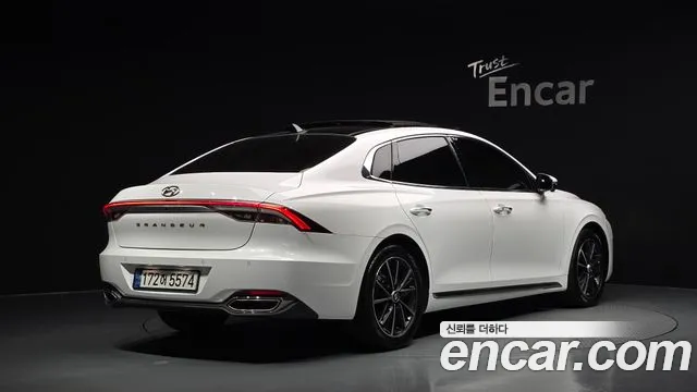 Hyundai Grandeur New — Фото автомобиля 2