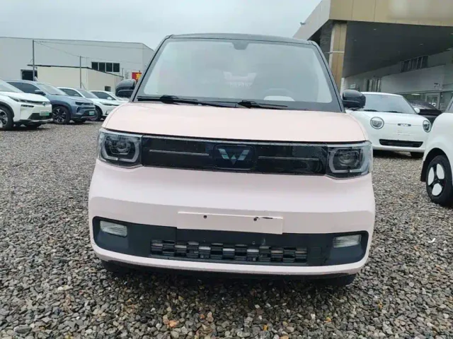 Wuling Hongguang Mini EV — Фото автомобиля 2
