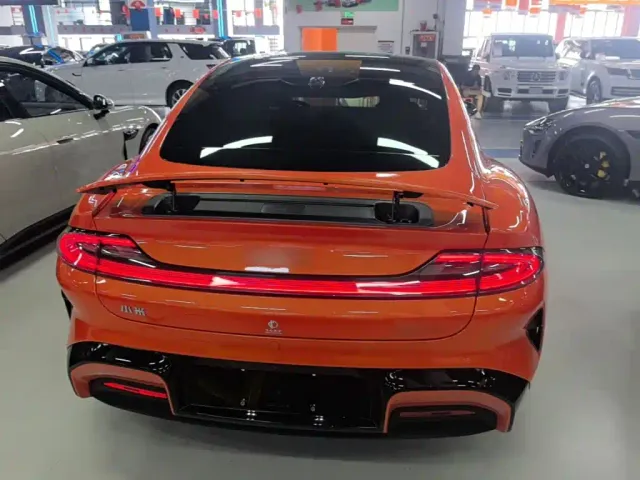 Xiaomi SU7 — Фото автомобиля 5