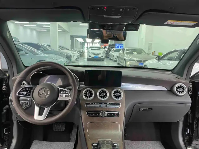 Mercedes-Benz Mercedes-Benz GLC 2022 GLC 300 L 4MATIC Dynamic Collector's Edition — Фото автомобиля 6