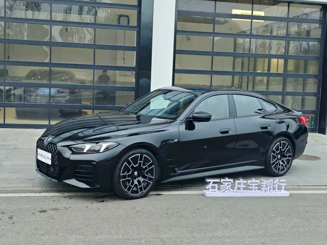 Фотография автомобиля — BMW 4 Series
