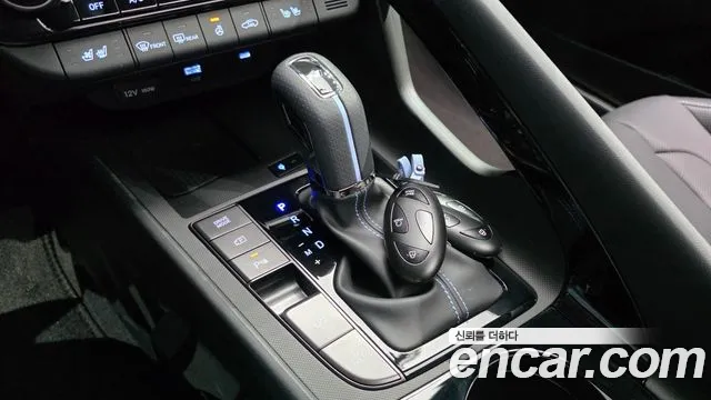 Hyundai AVANTE — Фото автомобиля 9