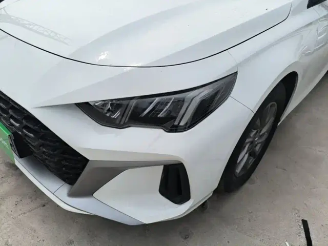 GAC Trumpchi Trumpchi Emkoo 2021 270T DCT J10 Sprinter Edition — Фото автомобиля 23