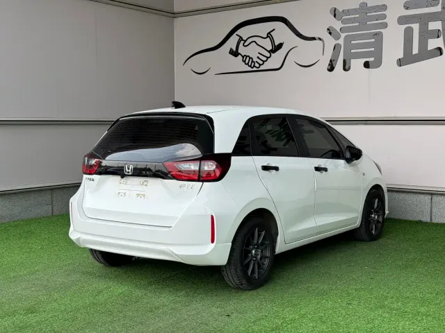 Honda Fit 2021 1.5L CVT Trend Edition — Фото автомобиля 11