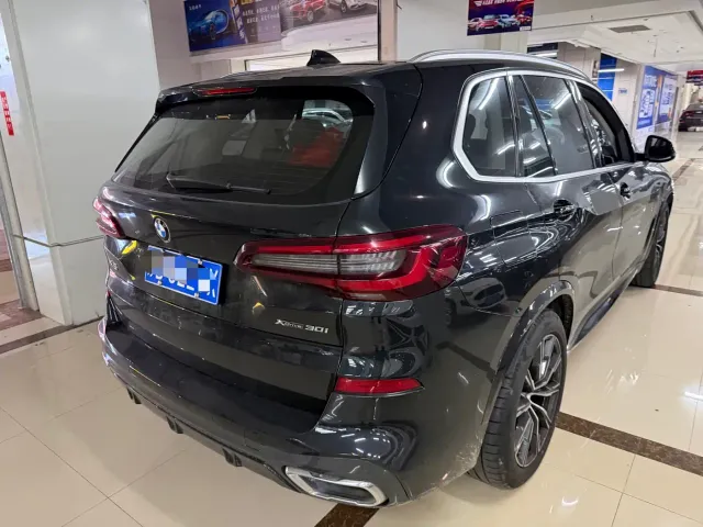 BMW X5 — Фото автомобиля 6