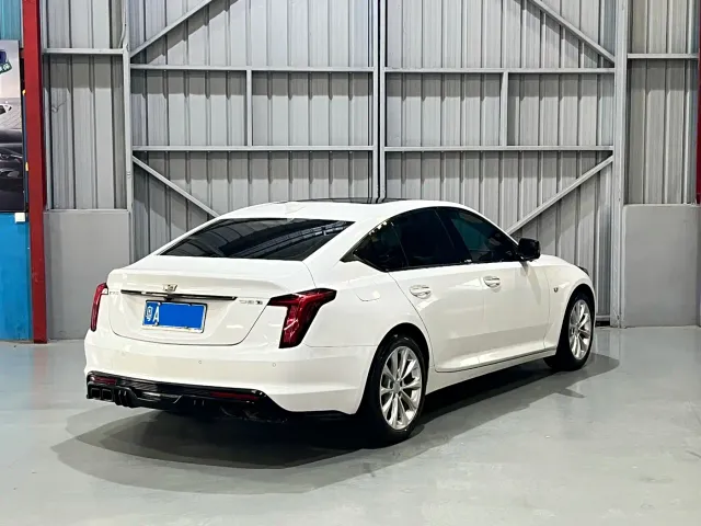 Cadillac CT5 — Фото автомобиля 7