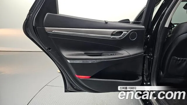 Hyundai Grandeur New — Фото автомобиля 14