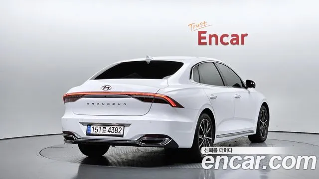 Hyundai Grandeur Grandeur (New) — Фото автомобиля 2
